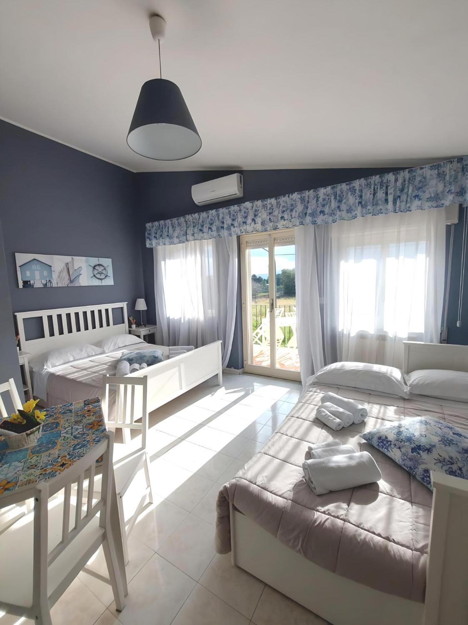 Villa Nadira Giardini-Naxos Exterior foto