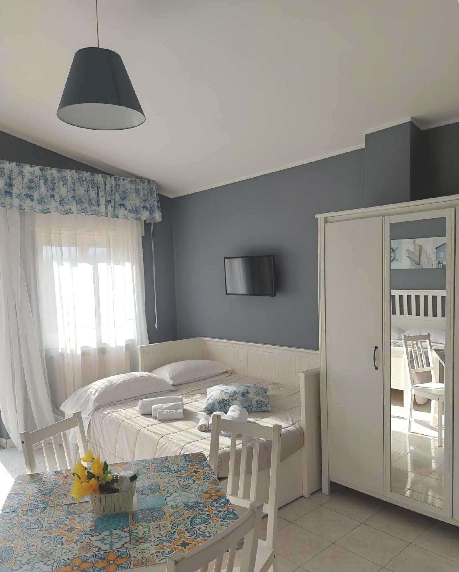 Villa Nadira Giardini-Naxos Exterior foto