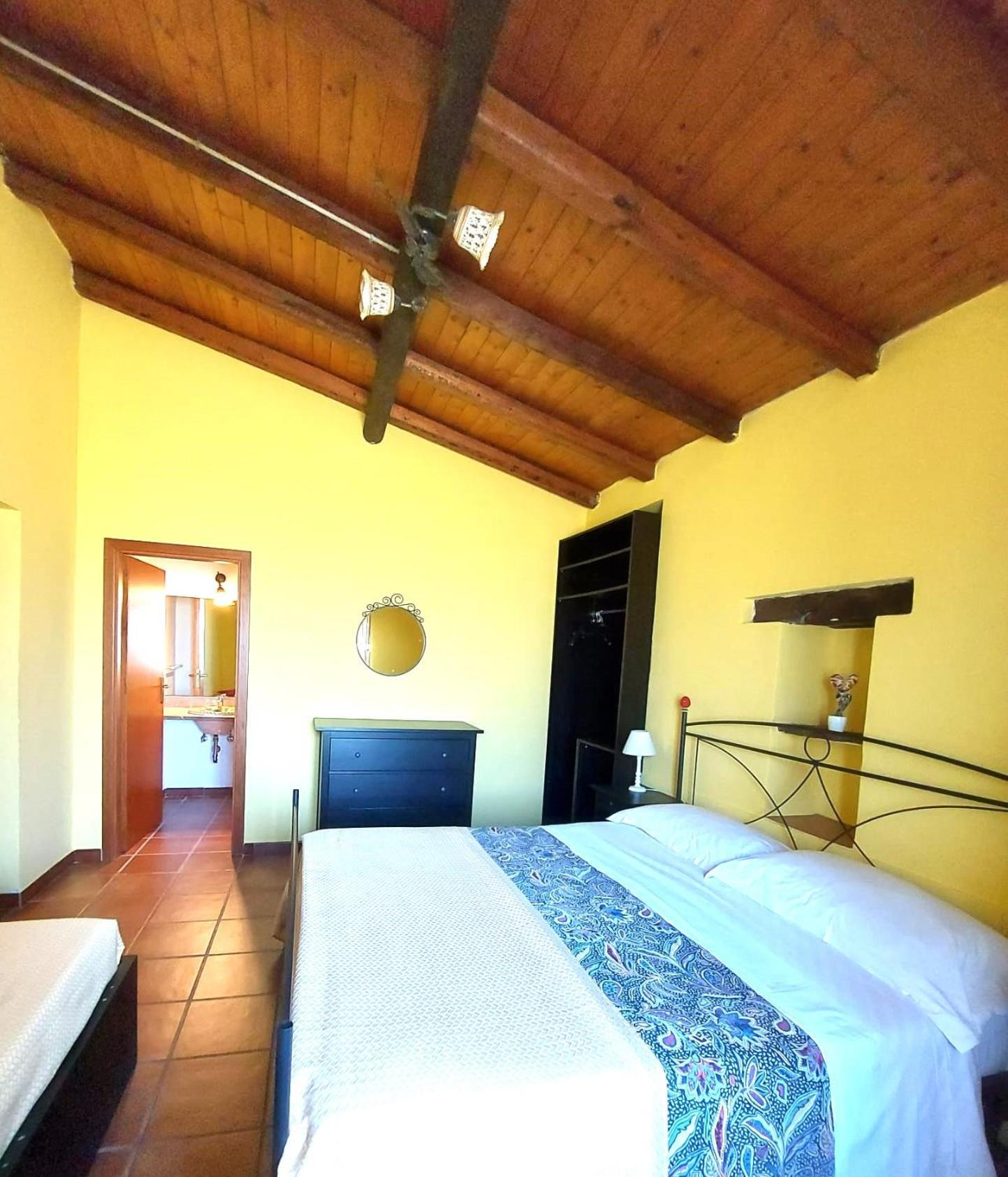 Villa Nadira Giardini-Naxos Exterior foto